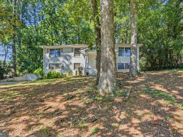 6489 Lynndale, Morrow, GA 30260