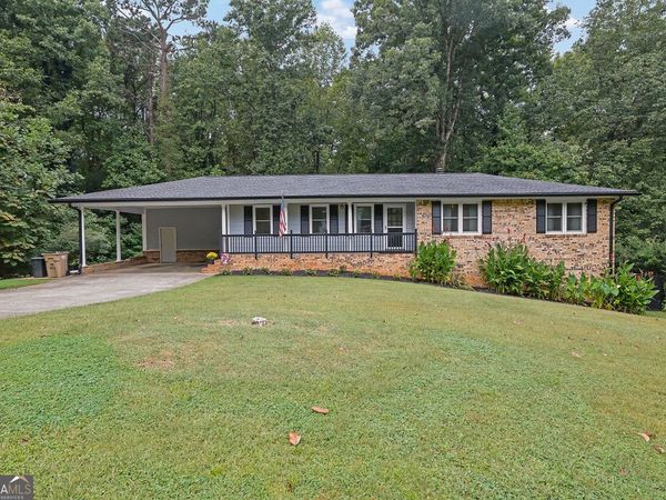 5041 Fitts Drive, Roswell, GA 30075