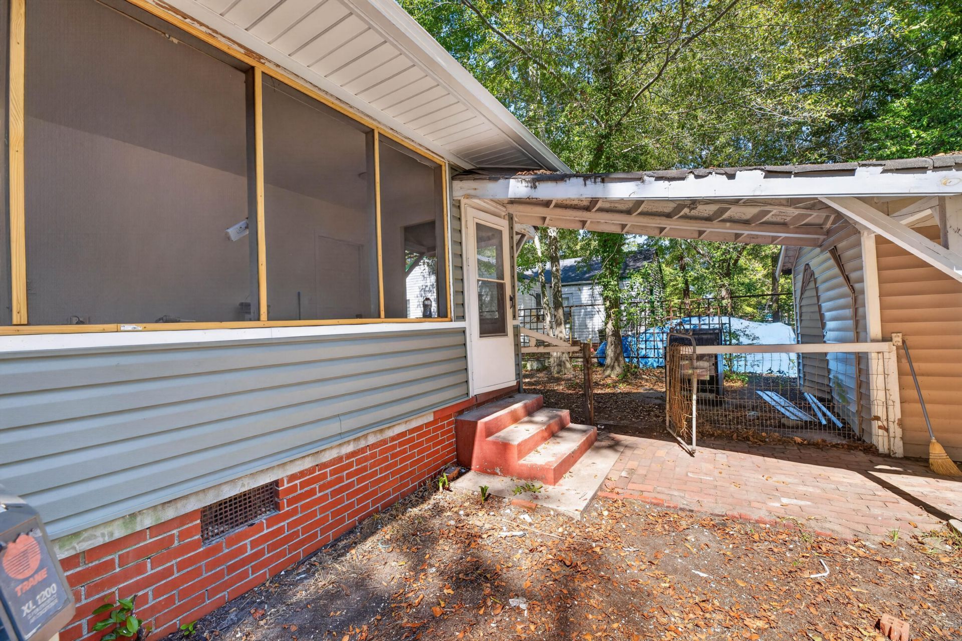 1174 Ellis Photo 31