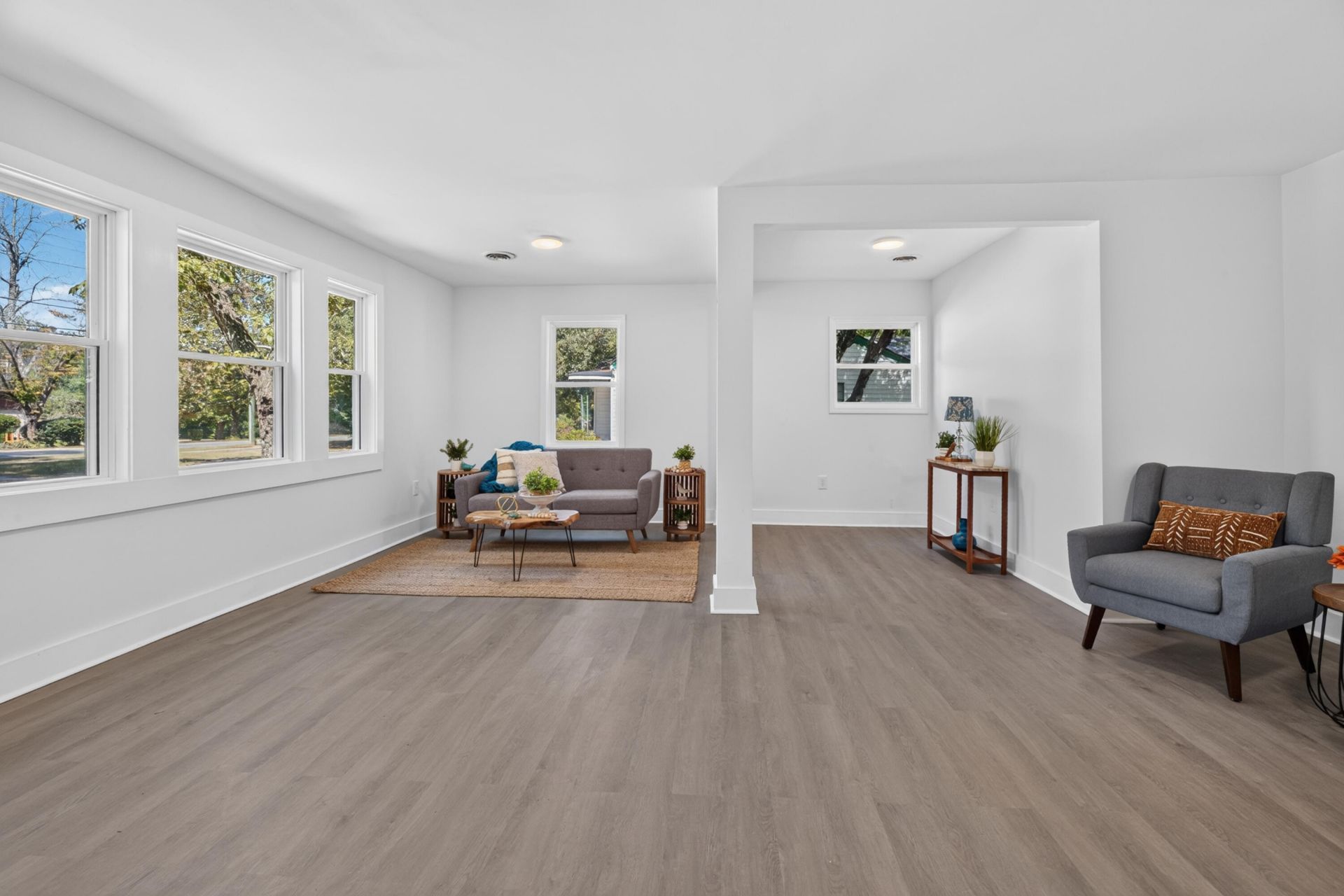1174 Ellis Photo 6