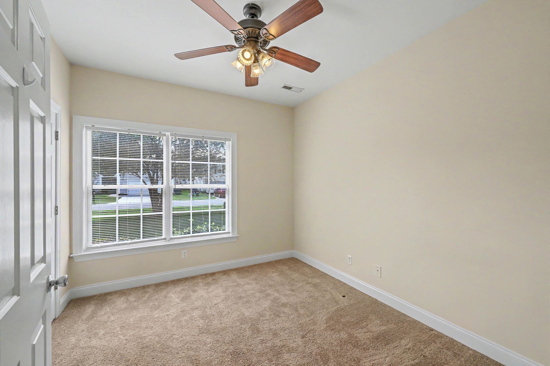 7740 Fayetteville Road Photo 20