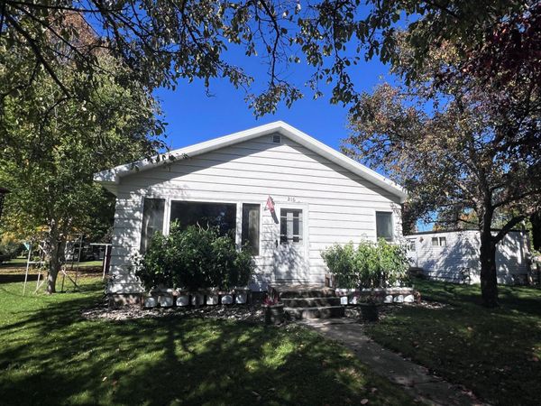 216 2nd Street SE, Sebeka, MN 56477