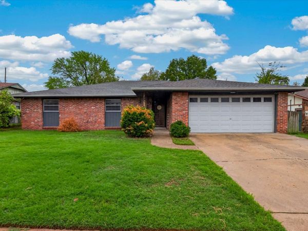 4901 Rolling Meadows Road, Bartlesville, OK 74006