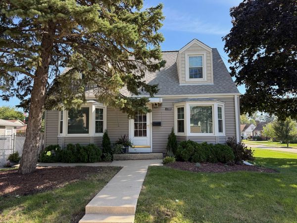 1759 Coolidge Avenue , Berkeley, IL 60163