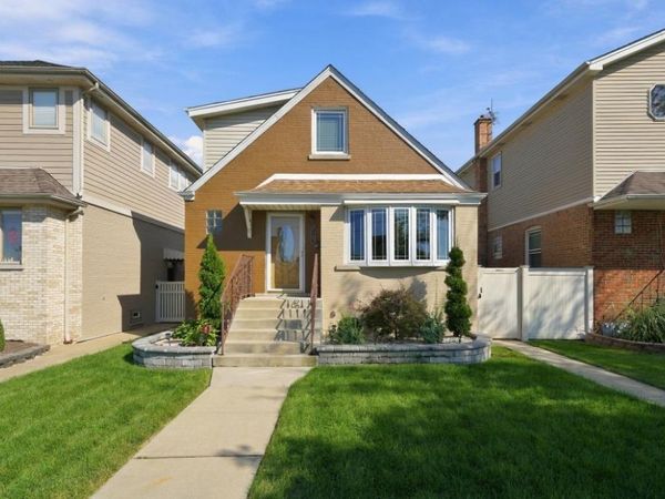 5227 S Mulligan Avenue, Chicago, IL 60638