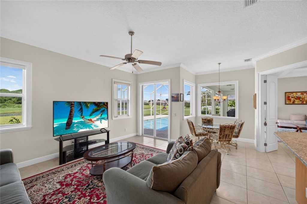 106 King Fisher Way, Sebastian, FL 32958 Photo