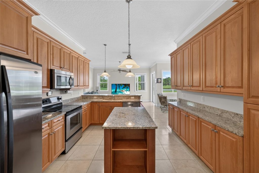 106 King Fisher Way, Sebastian, FL 32958 Photo