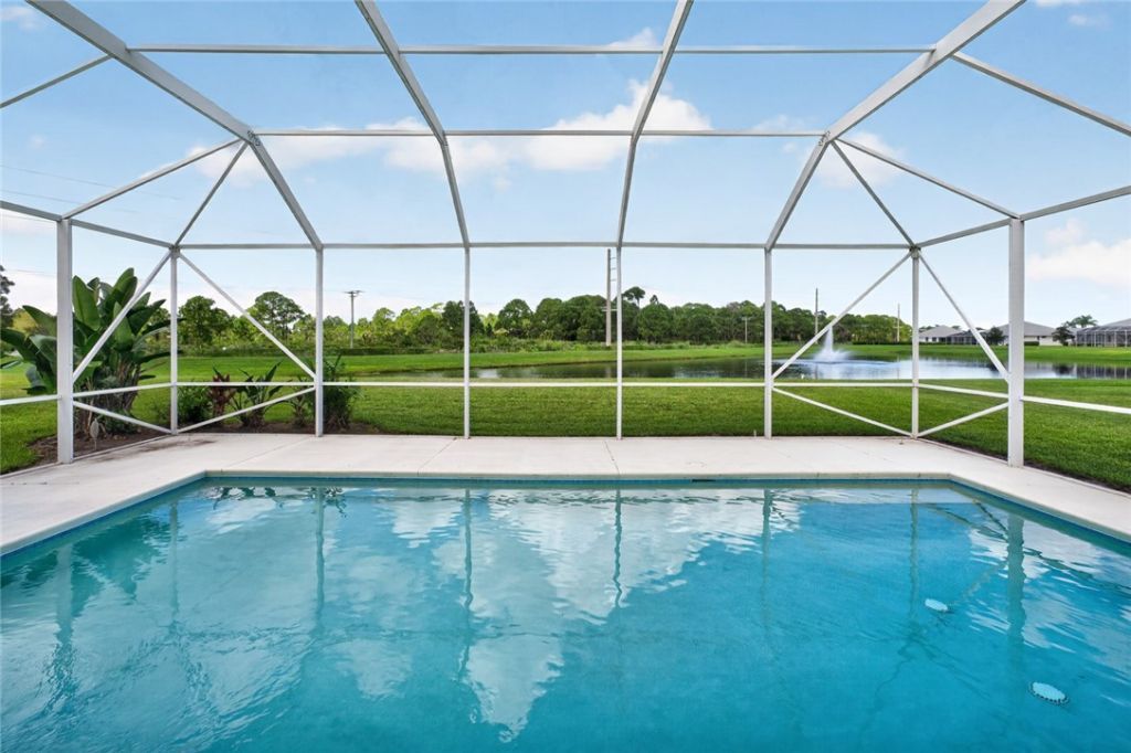 106 King Fisher Way, Sebastian, FL 32958 Photo