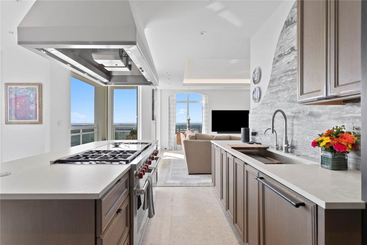 4201 Bayshore Boulevard, Unit 2101, Tampa, FL 33611 Photo
