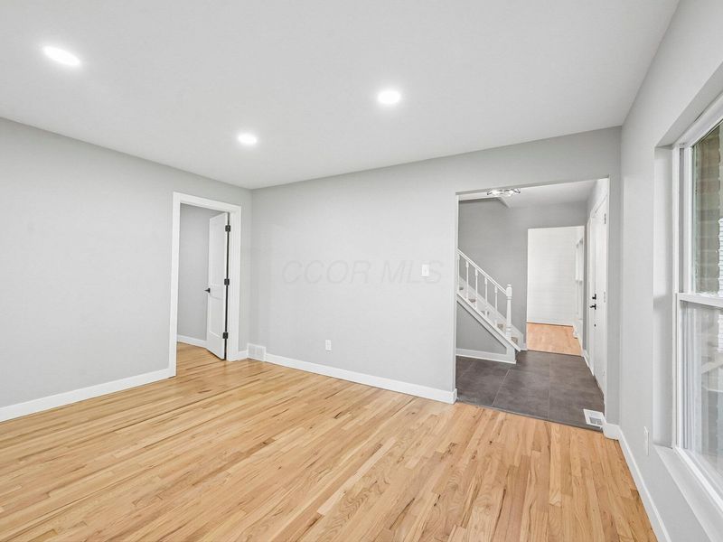 957 Old Farm Road, Columbus, OH 43213 Photo 16
