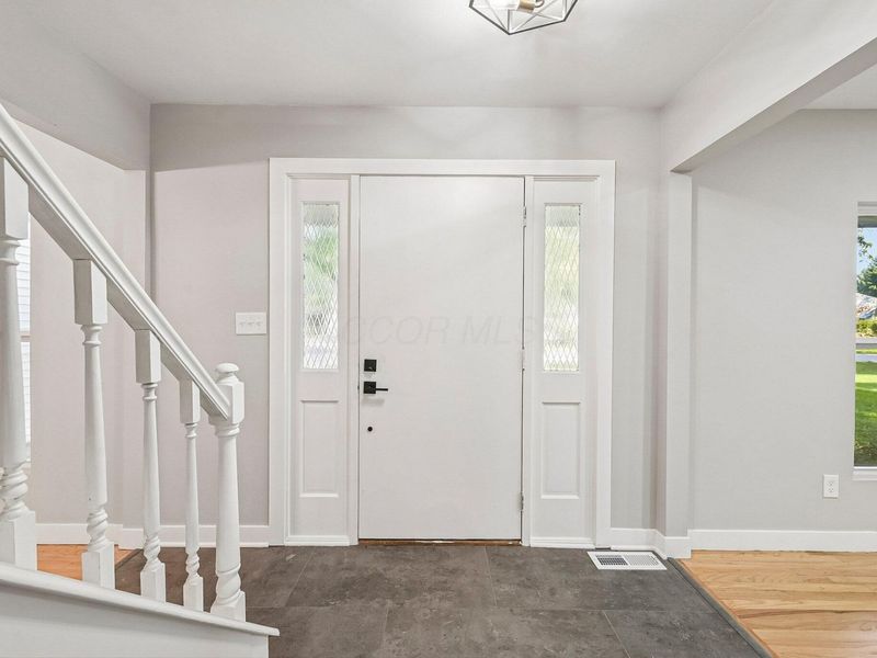 957 Old Farm Road, Columbus, OH 43213 Photo 7