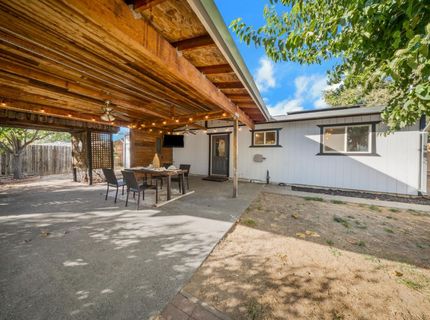 5556 Joan Way, Loomis, CA 95650 Photo