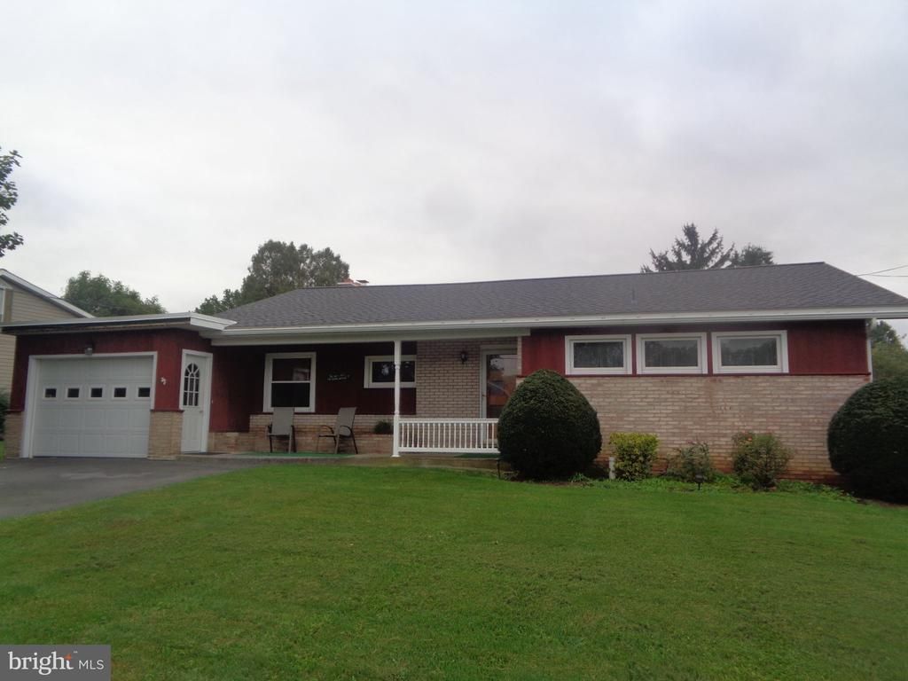 174 TRELLA STREET, BELLEVILLE, PA 17004