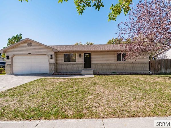 2901 Bliss Drive, IDAHO FALLS, ID 83401