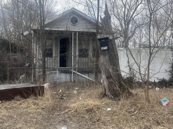 3916 Monroe Street , Gary, IN 46408