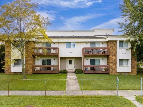 35775 Union Lake Road , Clinton Township, Mi 48035