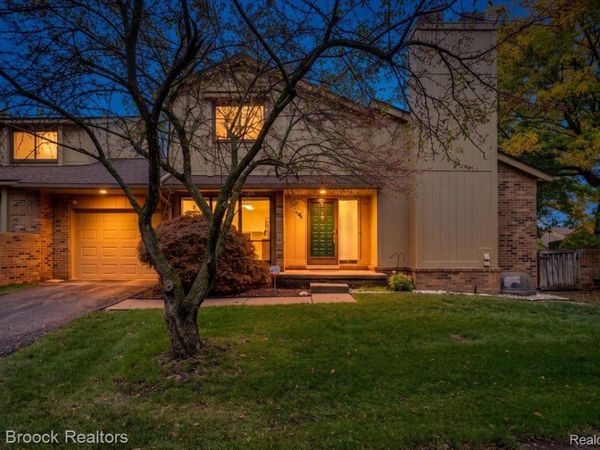 1624 South Hill Circle , Unit 14, Bloomfield Township, Mi 48304