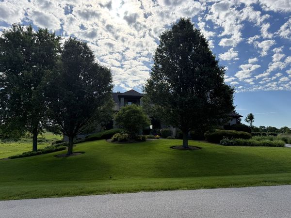 1311 E Longwood Drive , Woodstock, IL 60098