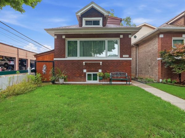 5455 N Lieb Avenue , Chicago, IL 60630