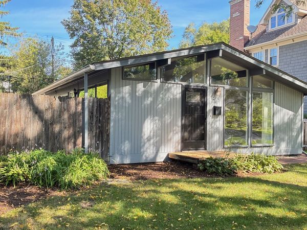 216 Broadway Street, Libertyville, IL 60048