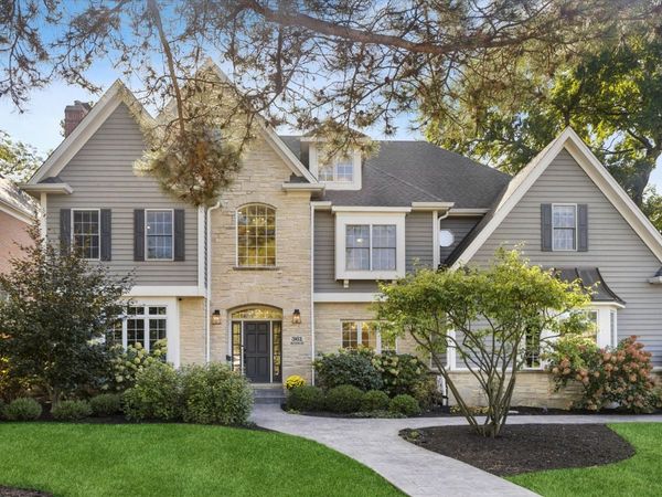 361 RIDGE Avenue , Clarendon Hills, IL 60514
