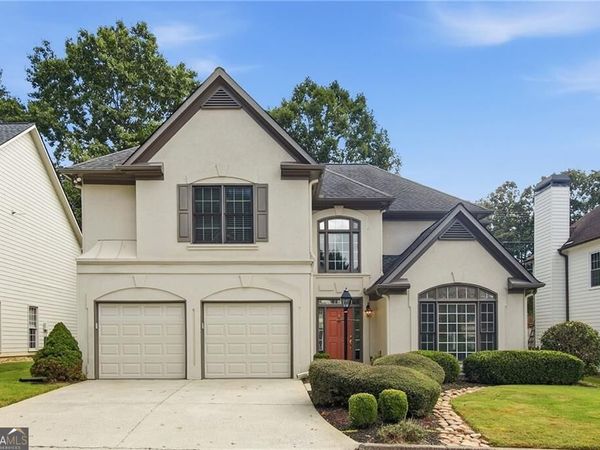 1983 Wellesley Trace, Dunwoody, GA 30338
