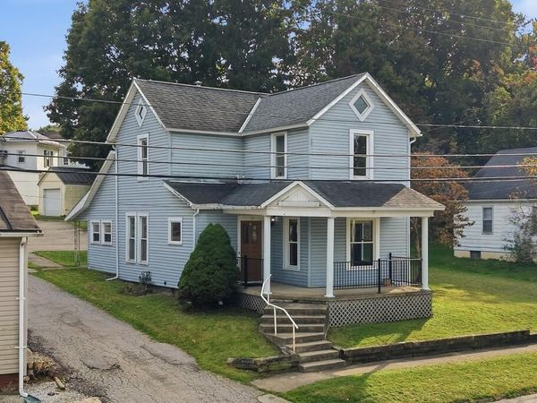 71 W Main St, Lexington, OH 44904