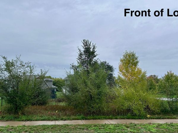 3888 21st Avenue S, Saint Cloud, MN 56301
