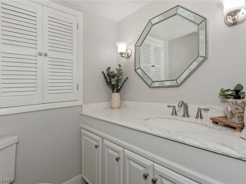 694 Simich Drive, Seven Hills, OH 44131 Photo 22