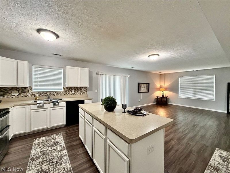 3558 E 71st Street, Cleveland, OH 44105 Photo 2