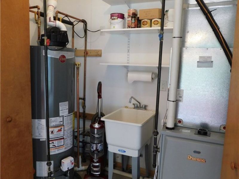 1660 Logging Court, Geneva, OH 44041 Photo 27