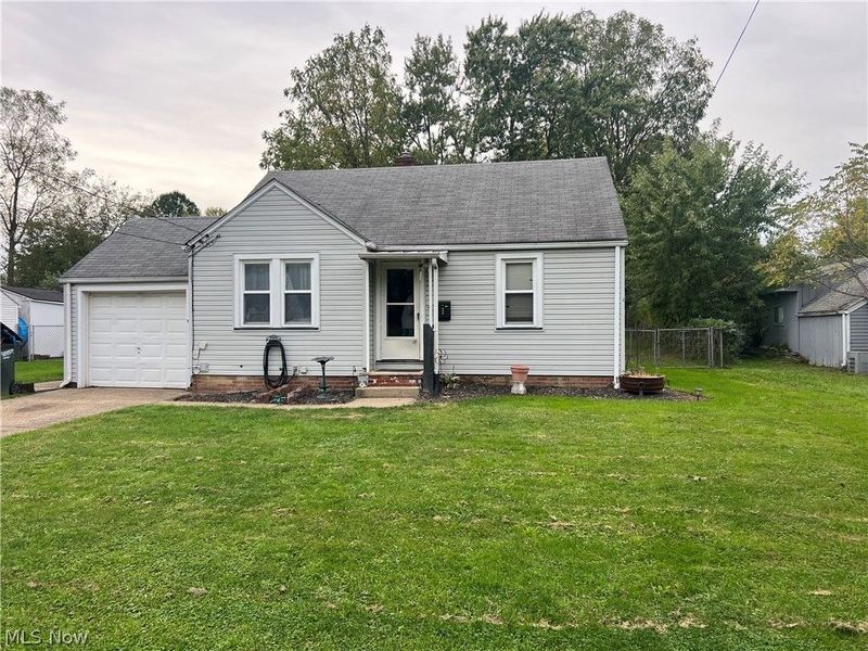 309 Fairlawn Avenue SW, Massillon, OH 44646 Photo 1