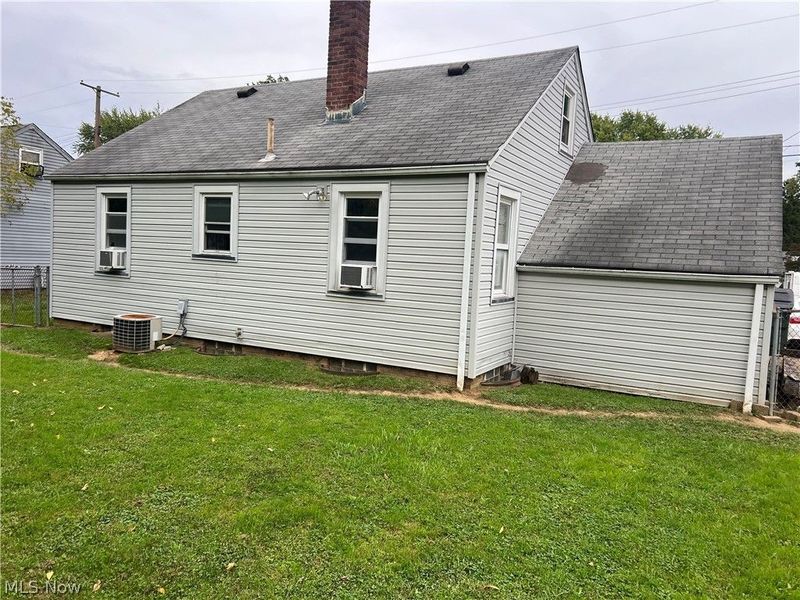 309 Fairlawn Avenue SW, Massillon, OH 44646 Photo 2