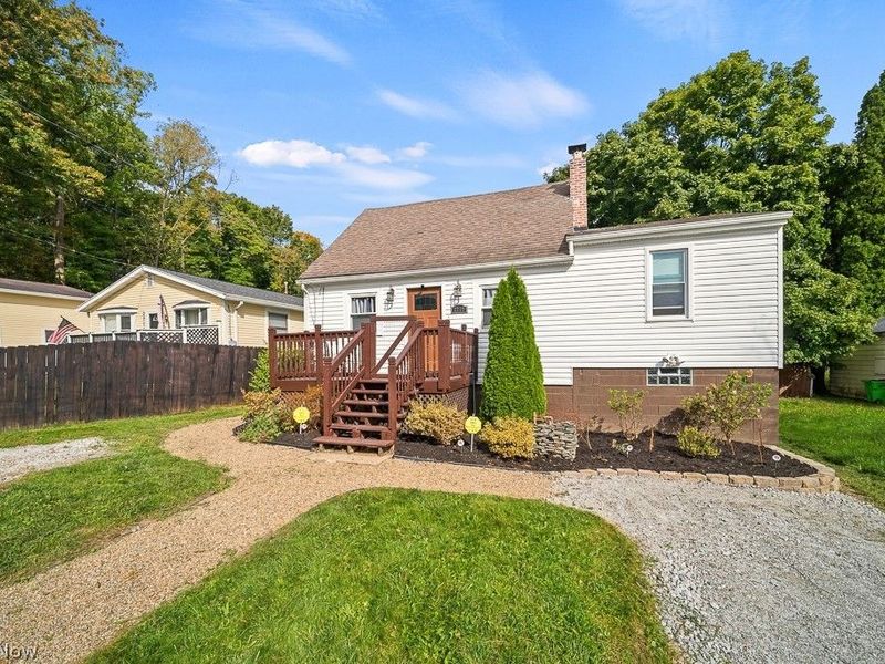 2719 Mohican Boulevard, Lakemore, OH 44312 Photo 4