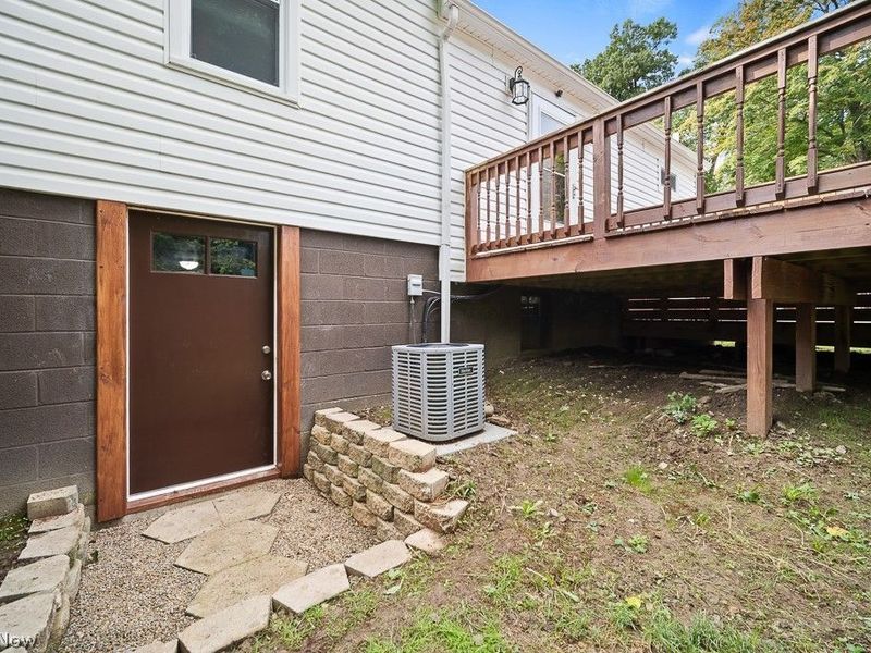 2719 Mohican Boulevard, Lakemore, OH 44312 Photo 6