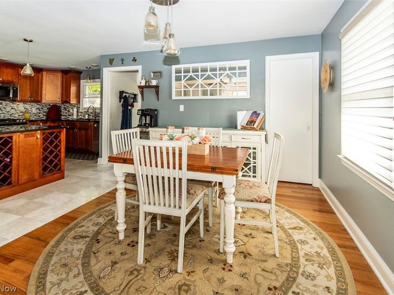22276 Sandy Lane, Fairview Park, OH 44126 Photo 11