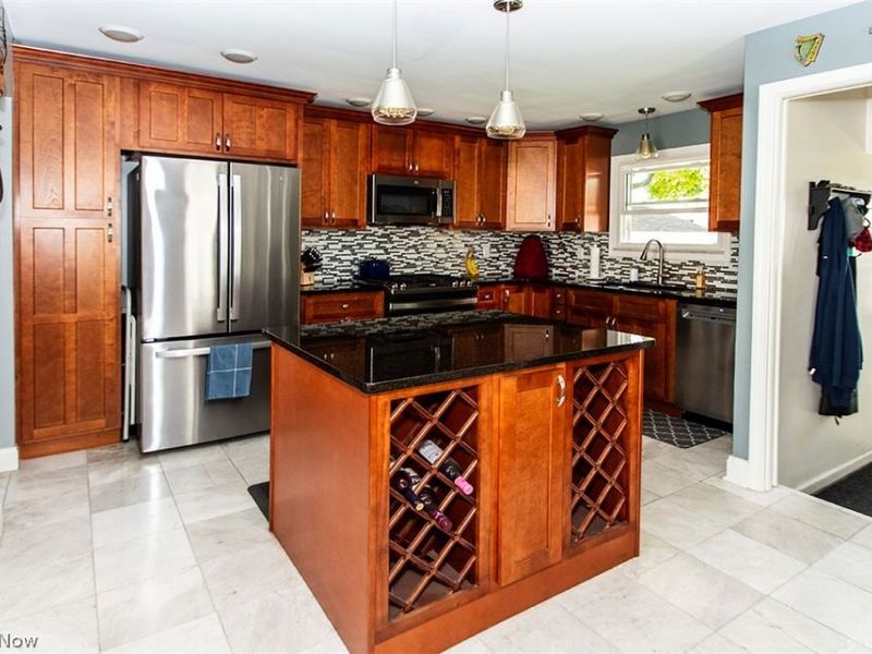 22276 Sandy Lane, Fairview Park, OH 44126 Photo 14