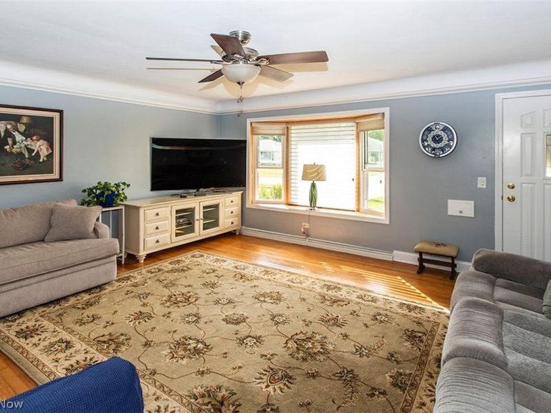 22276 Sandy Lane, Fairview Park, OH 44126 Photo 8