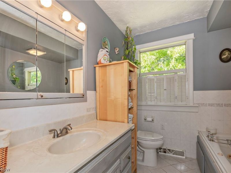 721 E 345th Street, Eastlake, OH 44095 Photo 27