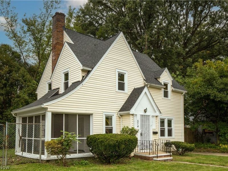 574 Moreley Avenue, Akron, OH 44314 Photo 2