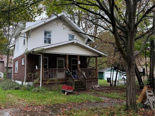 305 Bowmanville Street , Akron, OH 44305