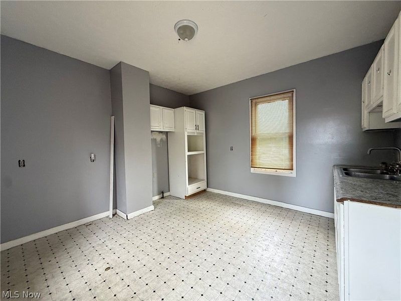 6721 Hough Avenue, Cleveland, OH 44103 Photo 7