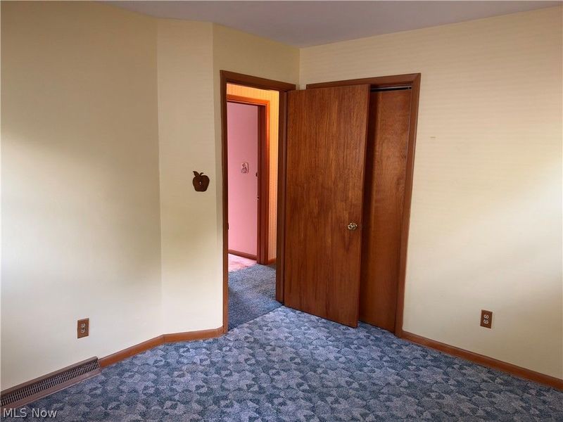 1758 Lancaster Drive, Youngstown, OH 44511 Photo 17