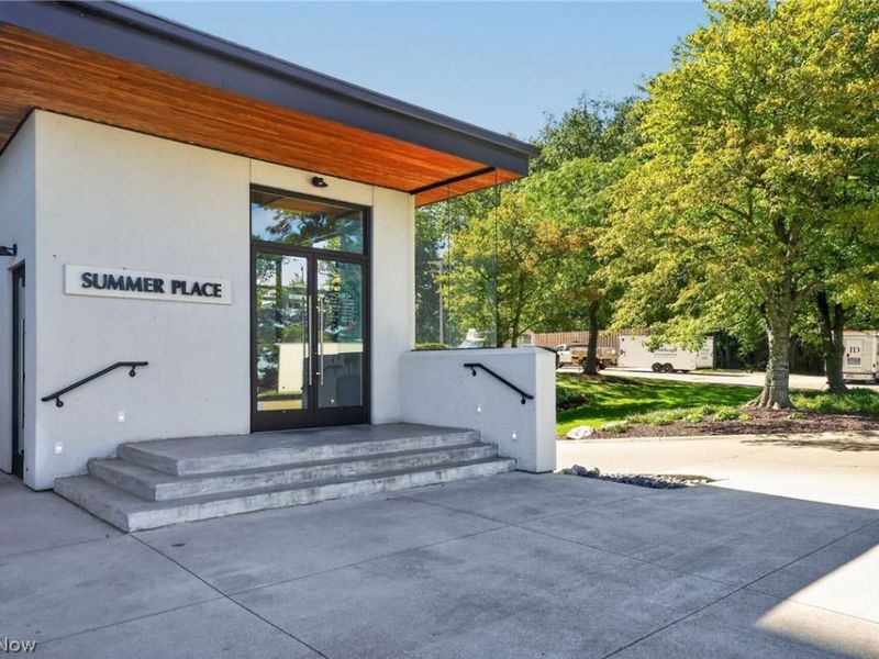 12900 Lake Avenue, Unit 1414, Lakewood, OH 44107 Photo 11