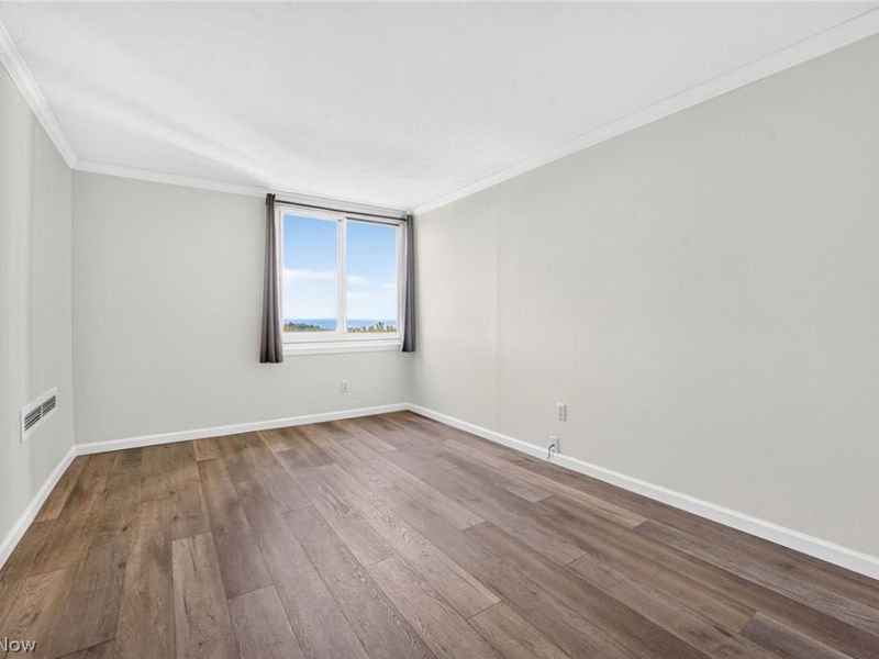 12900 Lake Avenue, Unit 1414, Lakewood, OH 44107 Photo 37