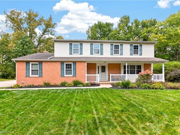 211 Beacon Hill Boulevard , Northfield, OH 44067