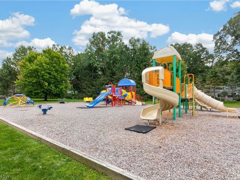 211 Beacon Hill Boulevard, Northfield, OH 44067 Photo 46