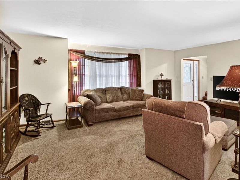 211 Beacon Hill Boulevard, Northfield, OH 44067 Photo 6