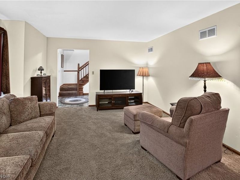211 Beacon Hill Boulevard, Northfield, OH 44067 Photo 7