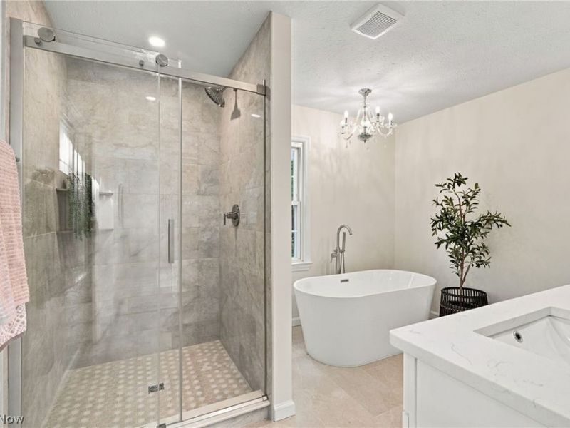 6792 Glenview Street, Mayfield Village, OH 44143 Photo 14